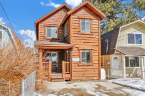 Knotty pines log cabin #2414 Big Bear Lake